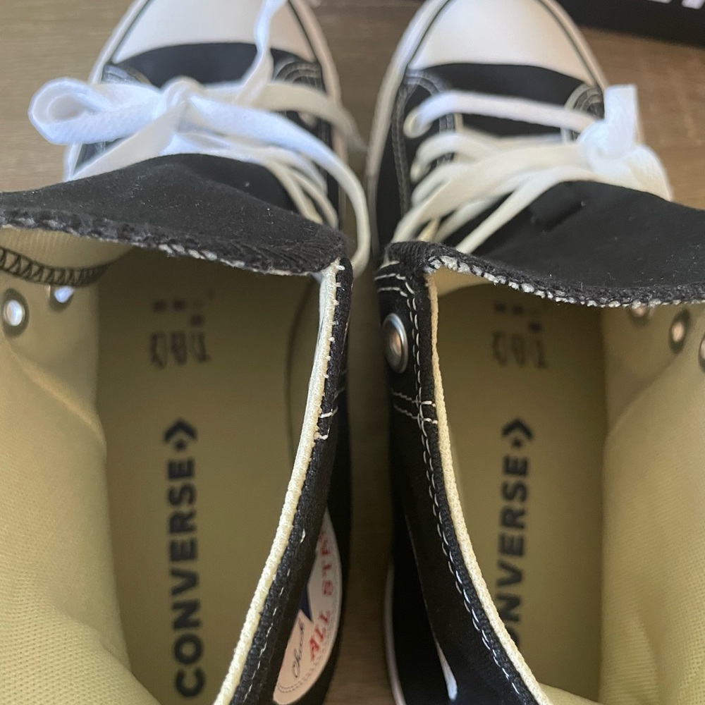 ❌SOLD❌ 👀NWT👀 Converse Chuck Taylor
All Star High-Top Classic Sneakers - Picture 10 of 15